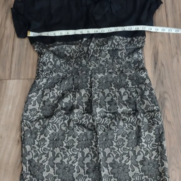 Rachael G. Black and Gold Floral Print Dress, Size 4 - Picture 7 of 16